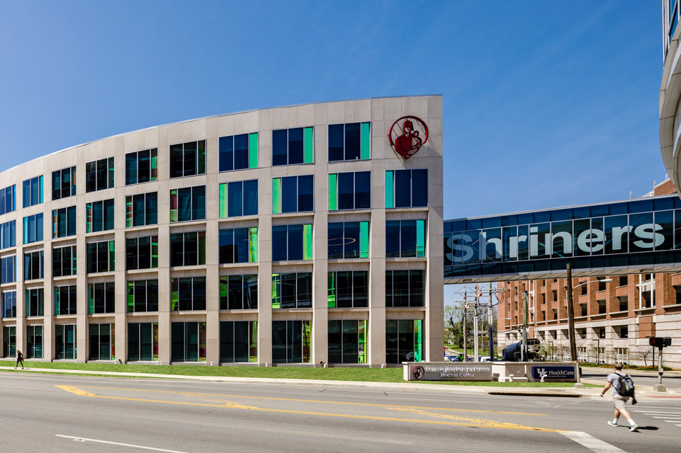 exterior del hospital de Lexington