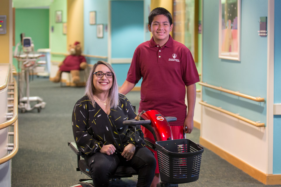 deux patients, tous deux souriants