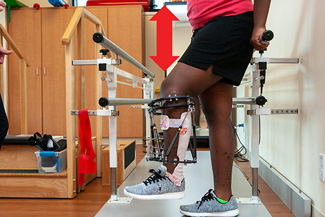 flexion de la hanche debout avec genou fléchi